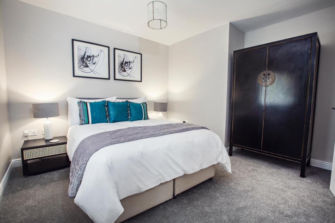 Beautiful 4-Bed Home, Hot Tub & Stunning Views - Abergavenny ภายนอก รูปภาพ