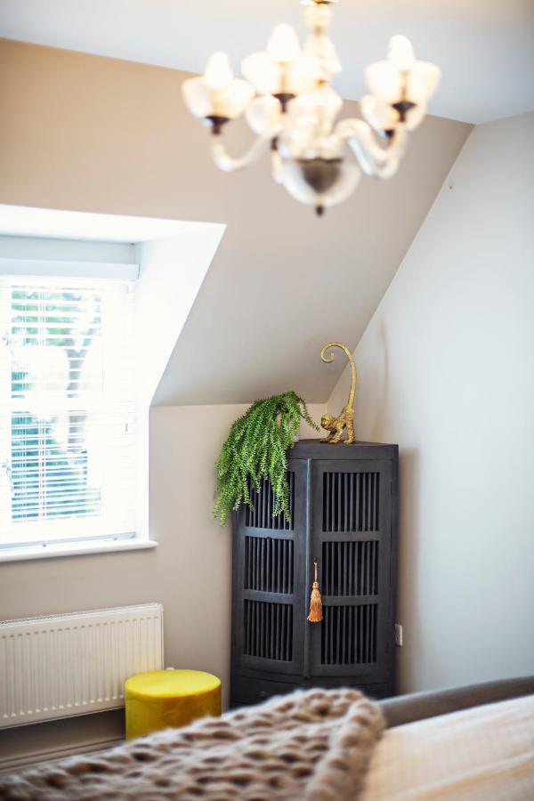 Beautiful 4-Bed Home, Hot Tub & Stunning Views - Abergavenny ภายนอก รูปภาพ
